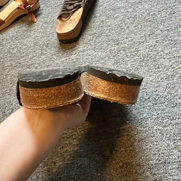 Birkenstock Black Two Strap Sandals, size 39 - Picture 8 of 8